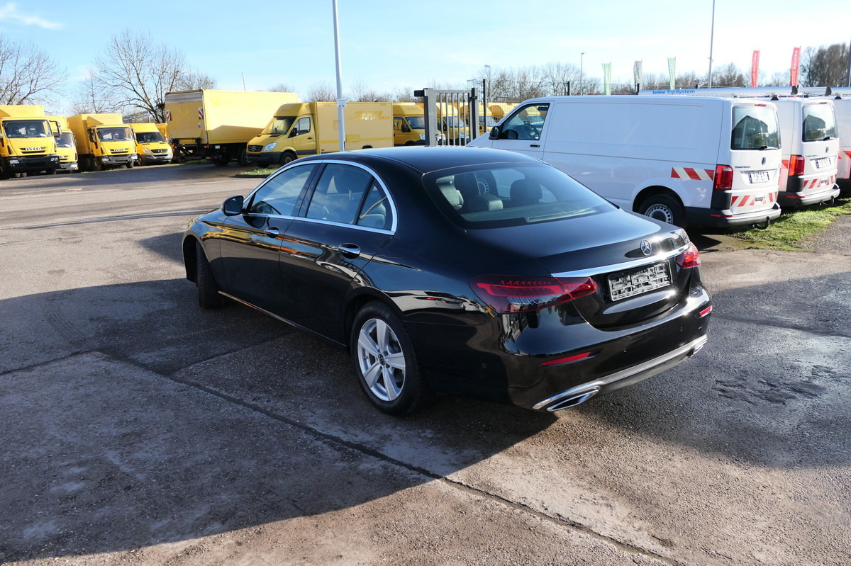 MERCEDES-BENZ E 220 d AVANTGARDE KLIMA - Sedan: foto 5 MERCEDES-BENZ E 220 d AVANTGARDE KLIMA - Sedan: foto 5