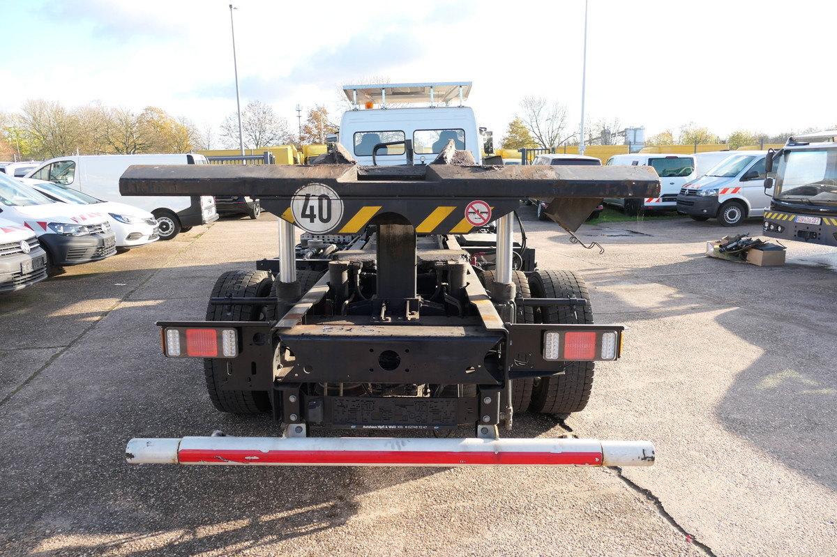 MERCEDES-BENZ Kamag Wiesel WBH 25 E4-D - Camión portacontenedore/ Intercambiable: foto 3 MERCEDES-BENZ Kamag Wiesel WBH 25 E4-D - Camión portacontenedore/ Intercambiable: foto 3