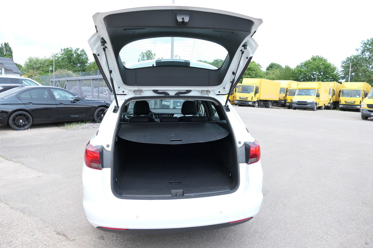 OPEL Astra K 1.4 Turbo CNG Edition Klima COC - Coche: foto 5 OPEL Astra K 1.4 Turbo CNG Edition Klima COC - Coche: foto 5