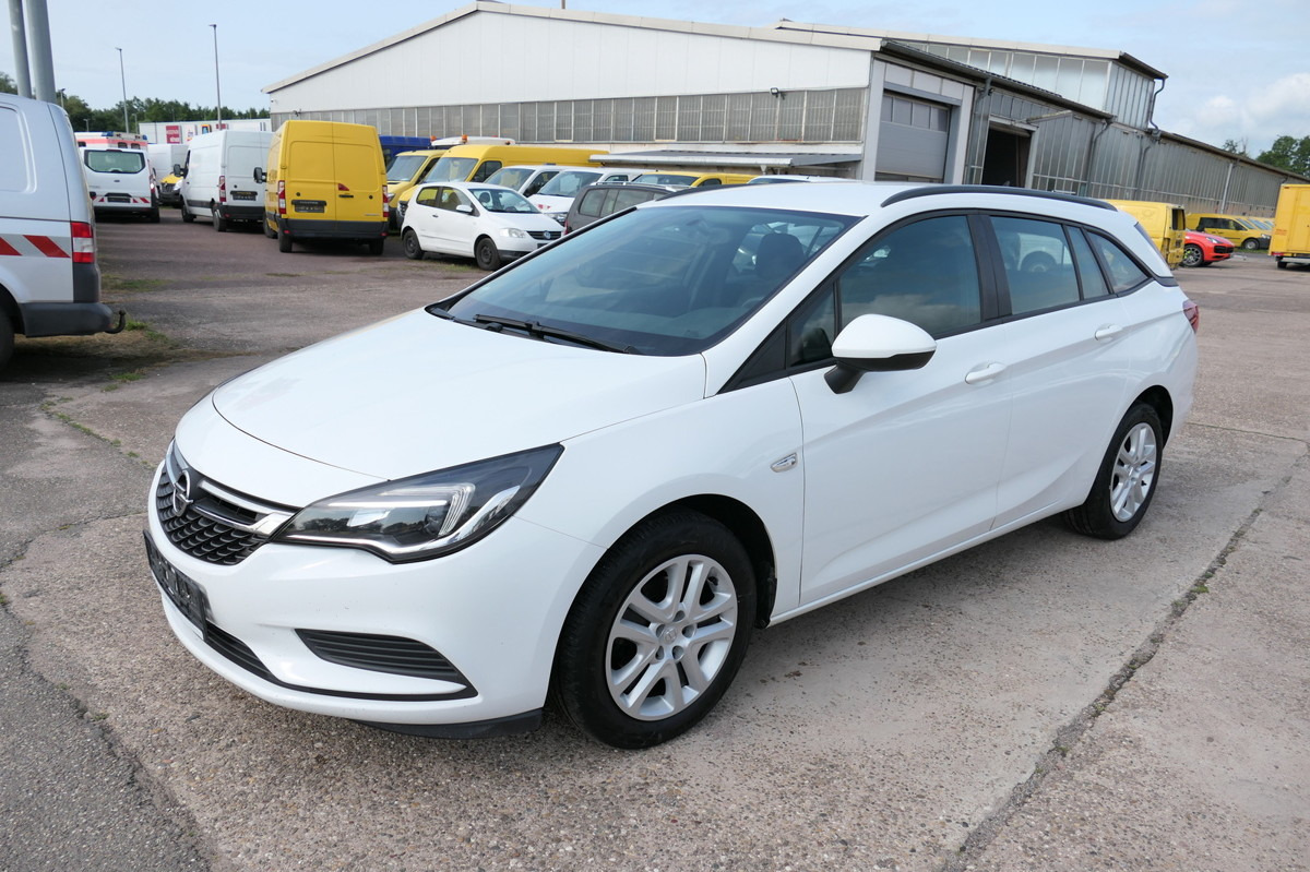 OPEL Astra K 1.6 CDTI Edition S/S KLIMA - Coche: foto 1 OPEL Astra K 1.6 CDTI Edition S/S KLIMA - Coche: foto 1