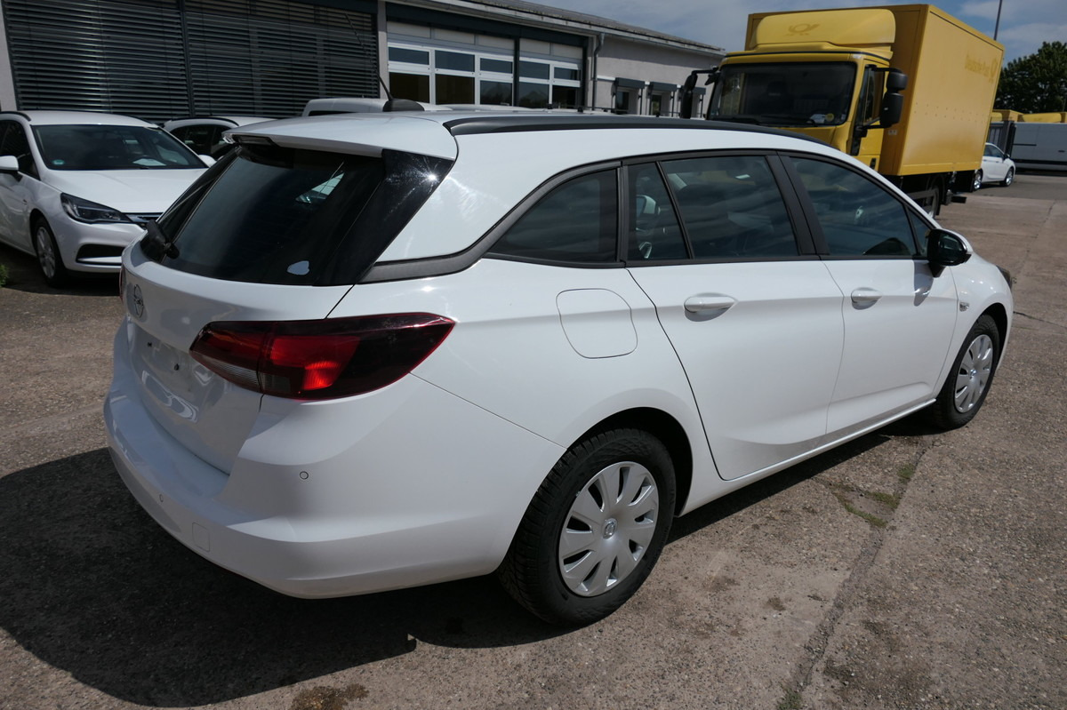 OPEL Astra Sports Tourer 1.5 CDTI KLIMA - Coche: foto 3 OPEL Astra Sports Tourer 1.5 CDTI KLIMA - Coche: foto 3