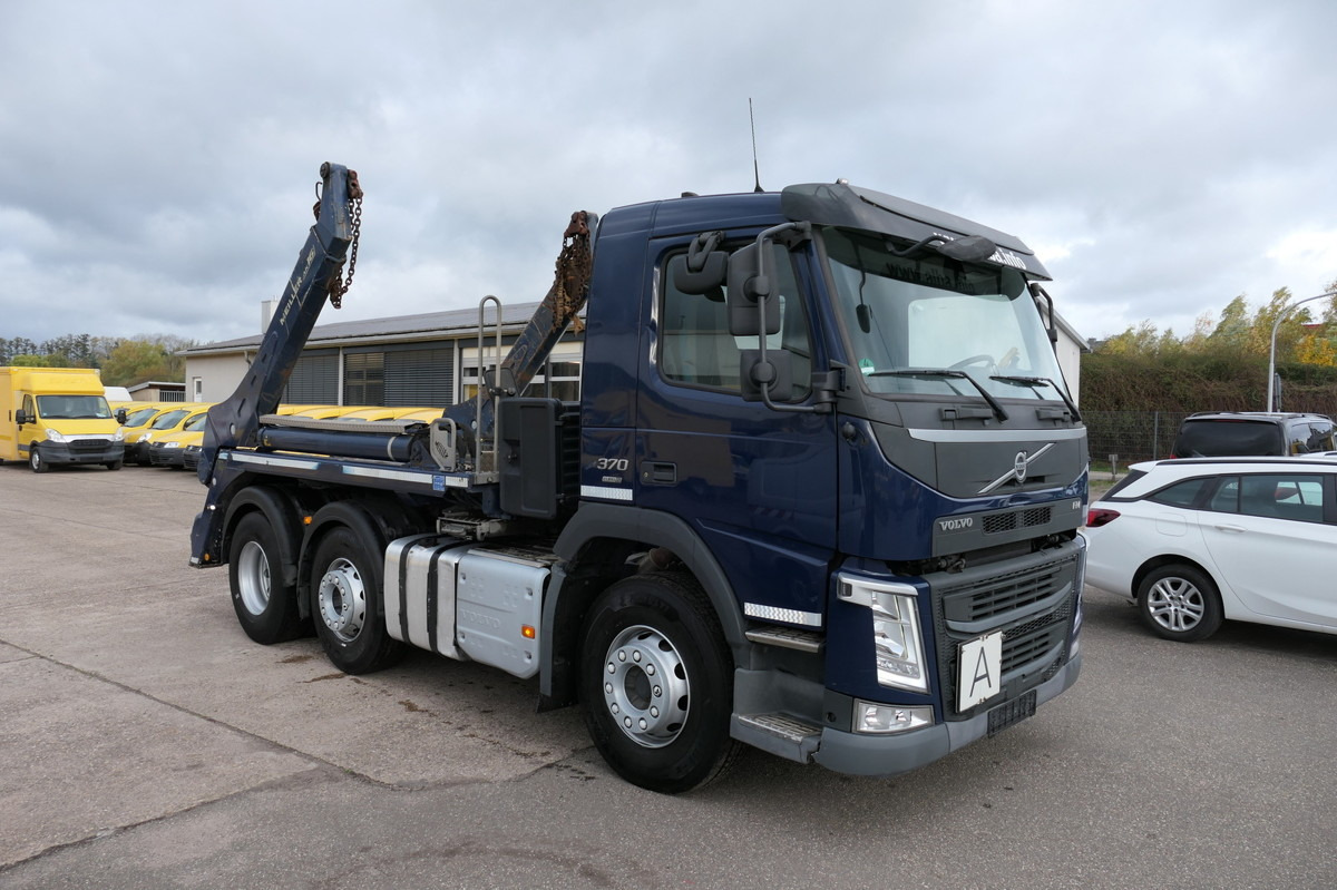 VOLVO FM 62 PR Meiller Klima Lenkachse - Camión volquete: foto 4 VOLVO FM 62 PR Meiller Klima Lenkachse - Camión volquete: foto 4