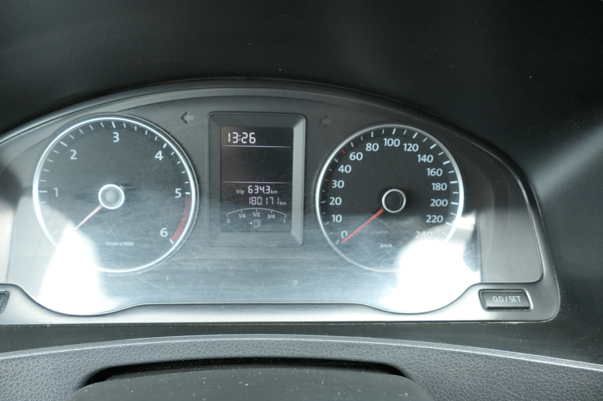 Furgoneta pequeña VW T5 Transporter 2.0 TDI 2-Sitzer PARKTRONIK EURO5: foto 13 Furgoneta pequeña VW T5 Transporter 2.0 TDI 2-Sitzer PARKTRONIK EURO5: foto 13