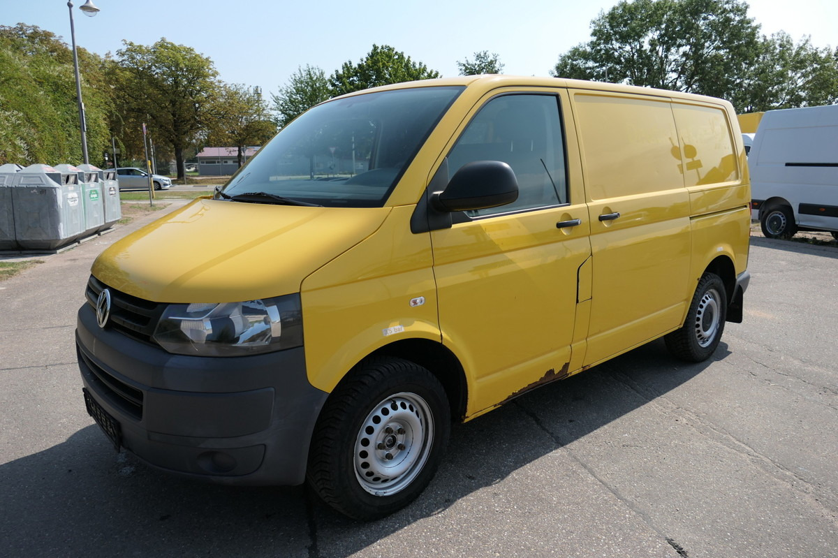 VW T5 Transporter 2.0 TDI 2xSCHIEBETÜR PARKTRONIK E - Furgoneta pequeña: foto 1 VW T5 Transporter 2.0 TDI 2xSCHIEBETÜR PARKTRONIK E - Furgoneta pequeña: foto 1