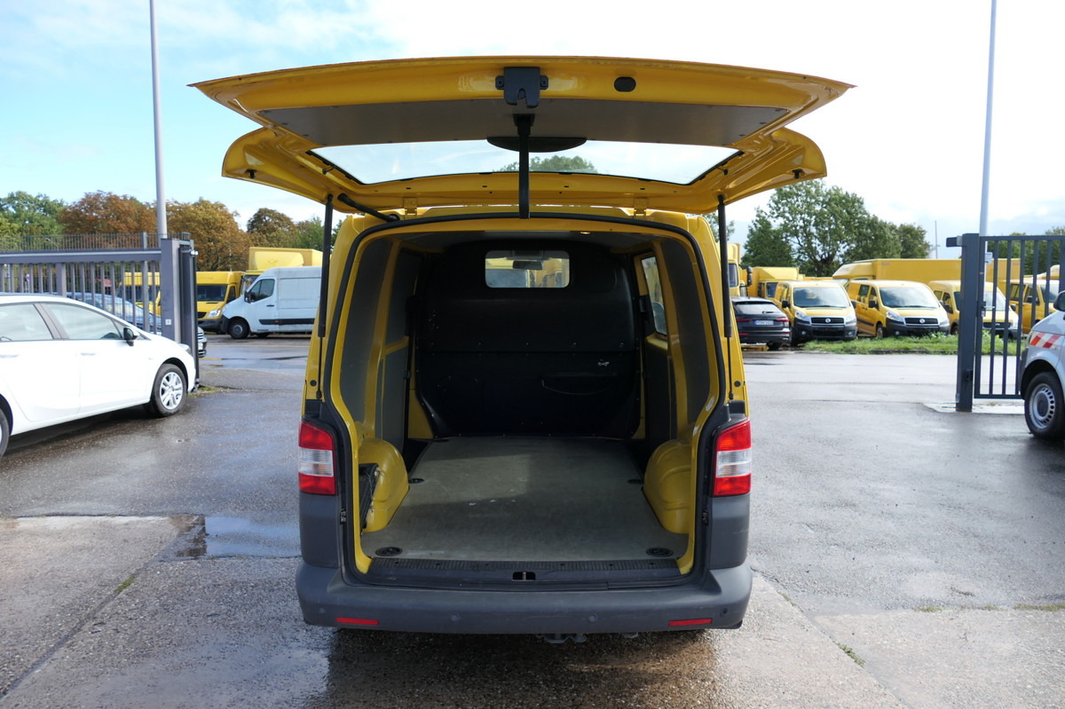 VW T5 Transporter 2.0 TDI PARKTRONIK EURO-5 2xSCHIE - Furgoneta pequeña: foto 5 VW T5 Transporter 2.0 TDI PARKTRONIK EURO-5 2xSCHIE - Furgoneta pequeña: foto 5