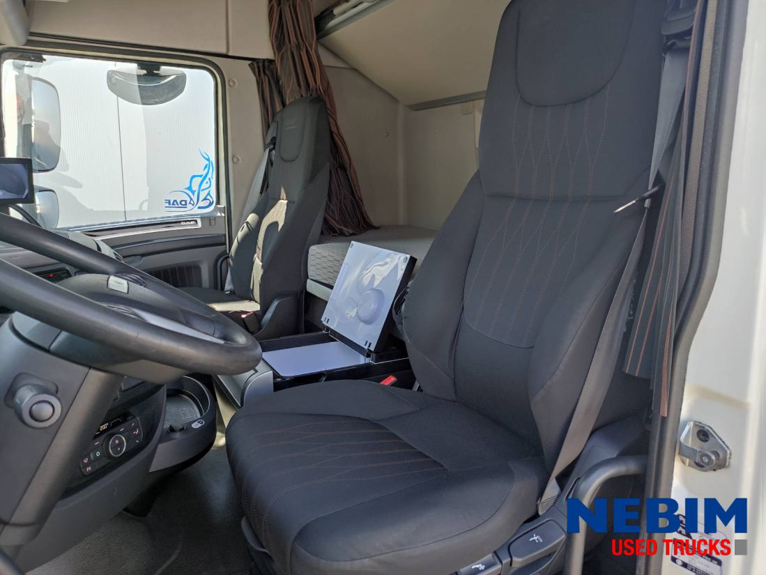 DAF XF 450 6x2 FTG - 501.183km - Cabeza tractora: foto 3 DAF XF 450 6x2 FTG - 501.183km - Cabeza tractora: foto 3