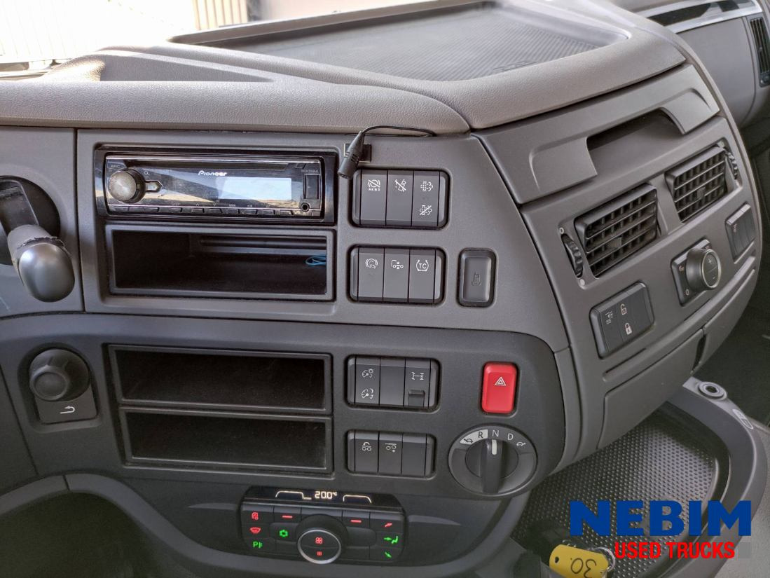 DAF XF 450 6x2 FTG 510.880Km - ADR/VLG - AT - Cabeza tractora: foto 5 DAF XF 450 6x2 FTG 510.880Km - ADR/VLG - AT - Cabeza tractora: foto 5