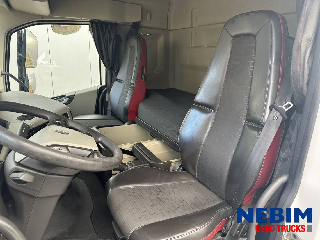 Volvo FH 420 4X2 - 587.750km - Cabeza tractora: foto 3 Volvo FH 420 4X2 - 587.750km - Cabeza tractora: foto 3