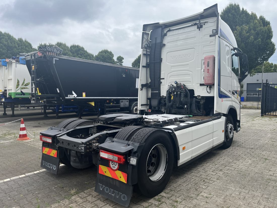 Volvo FH 460 4X2 Globetrotter - 604.000 Km. ADR - Cabeza tractora: foto 2 Volvo FH 460 4X2 Globetrotter - 604.000 Km. ADR - Cabeza tractora: foto 2