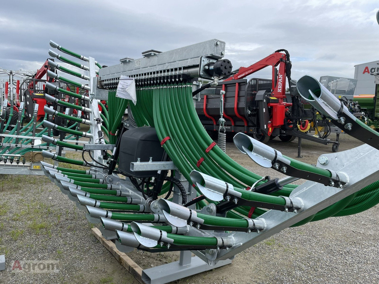 Fliegl Schleppschuhverteiler Compact 7,5 m - Inyector de purín: foto 5 Fliegl Schleppschuhverteiler Compact 7,5 m - Inyector de purín: foto 5