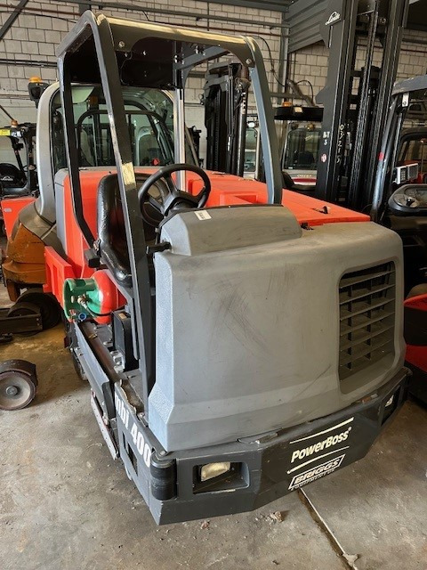 Hako powerboss PB-45-LPUK Naitilus - Barredora industrial: foto 1 Hako powerboss PB-45-LPUK Naitilus - Barredora industrial: foto 1