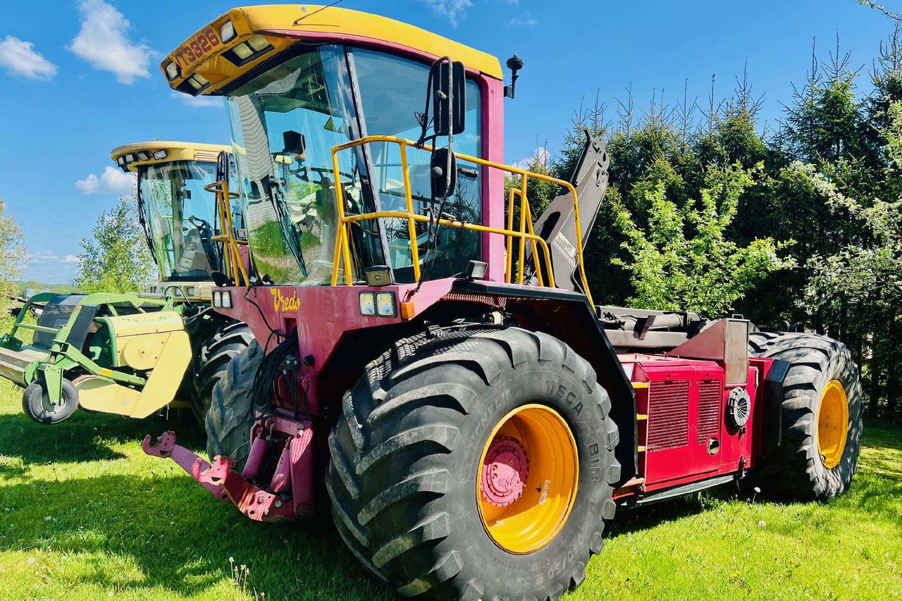 -Kita- Vredo Greentec VT3326 - Tractor: foto 1 -Kita- Vredo Greentec VT3326 - Tractor: foto 1