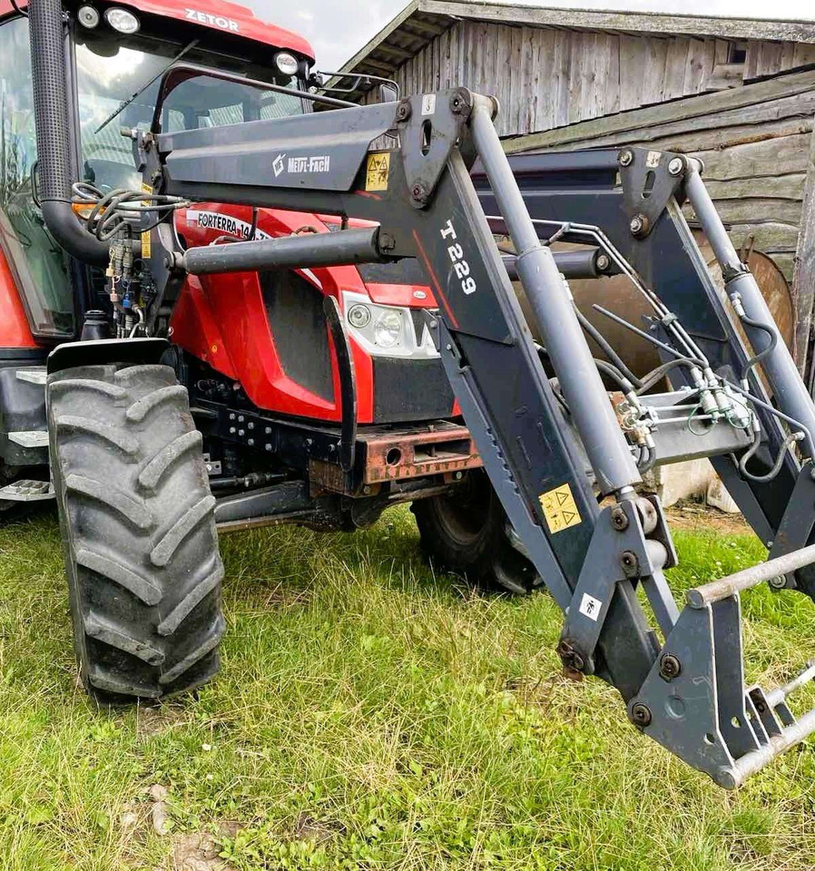Zetor Forterra 140 - Tractor: foto 3 Zetor Forterra 140 - Tractor: foto 3