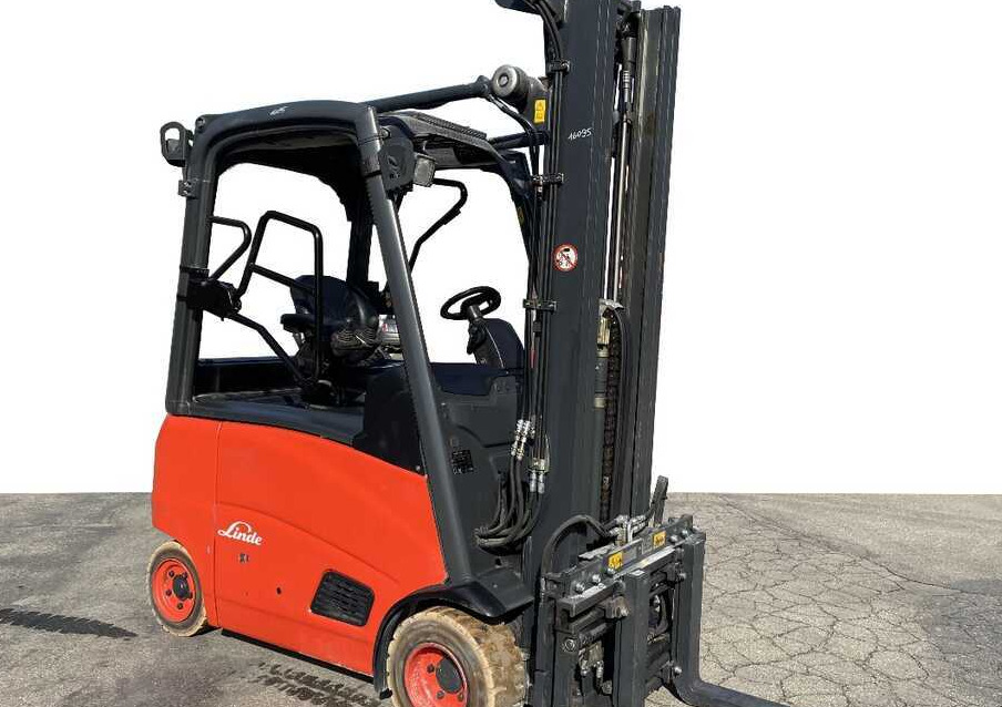 Linde E 20 PH/386 (batt. 2017) - Carretilla elevadora eléctrica: foto 1 Linde E 20 PH/386 (batt. 2017) - Carretilla elevadora eléctrica: foto 1