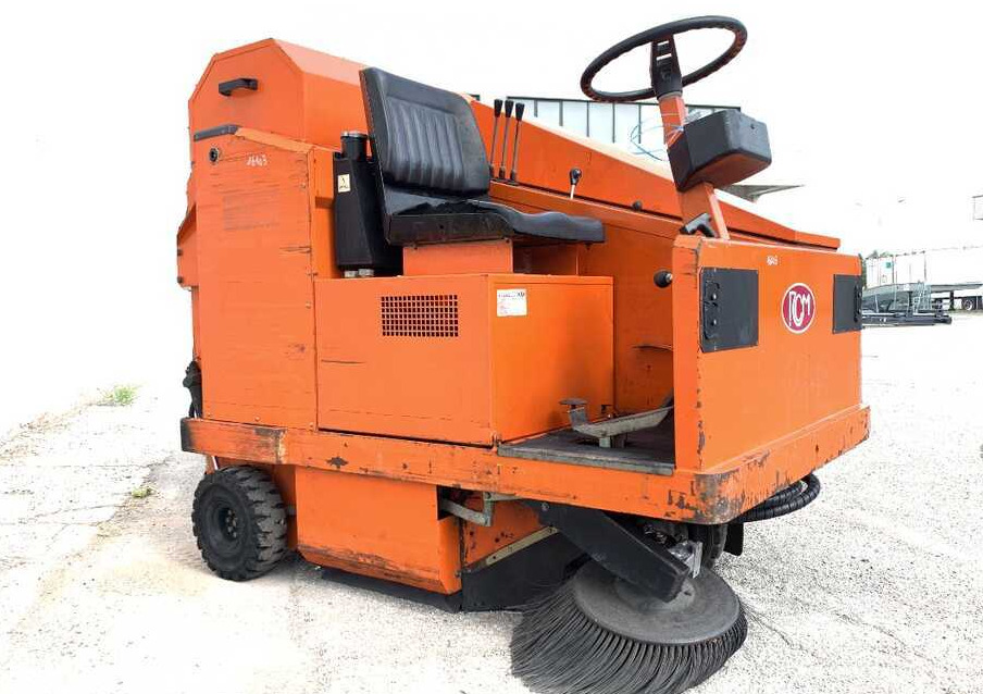 RCM T 9000 TD/1 - Barredora industrial: foto 4 RCM T 9000 TD/1 - Barredora industrial: foto 4