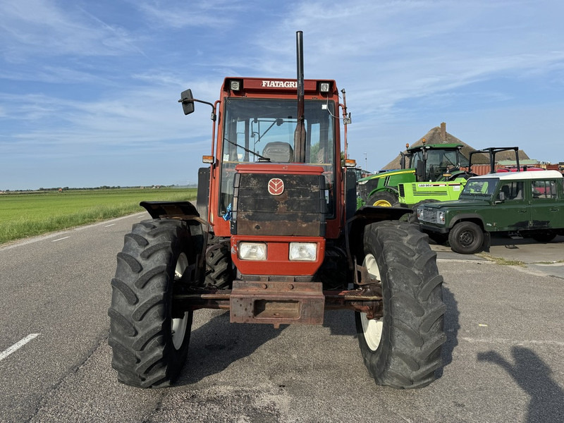 Fiat F100 - Tractor: foto 2 Fiat F100 - Tractor: foto 2