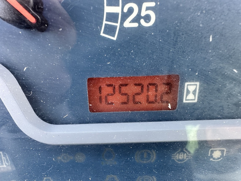Tractor New Holland TD5.100: foto 8 Tractor New Holland TD5.100: foto 8