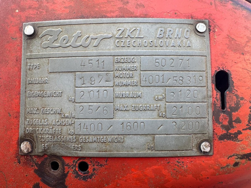 Tractor Zetor 4511: foto 11