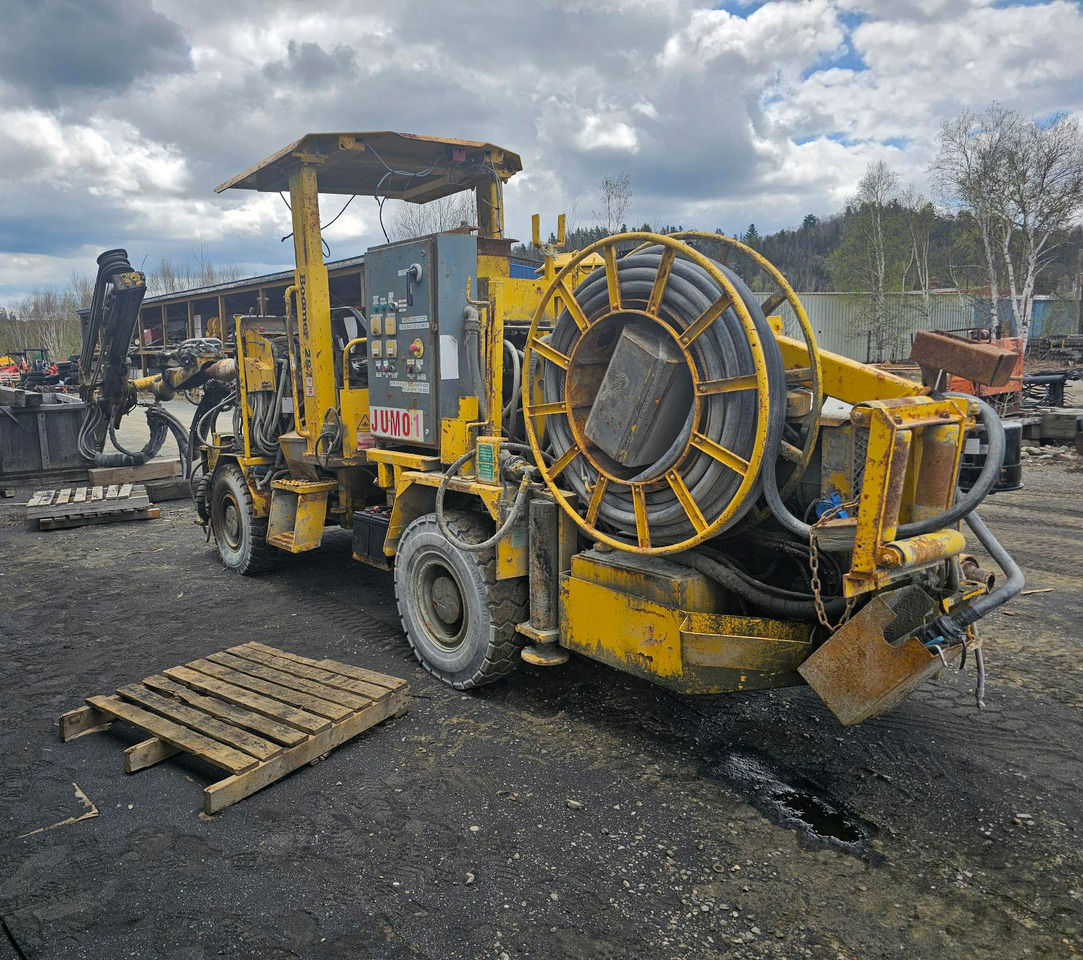 Atlas Copco Jumbo Boomer 281 - Perforadora direccional horizontal: foto 2 Atlas Copco Jumbo Boomer 281 - Perforadora direccional horizontal: foto 2