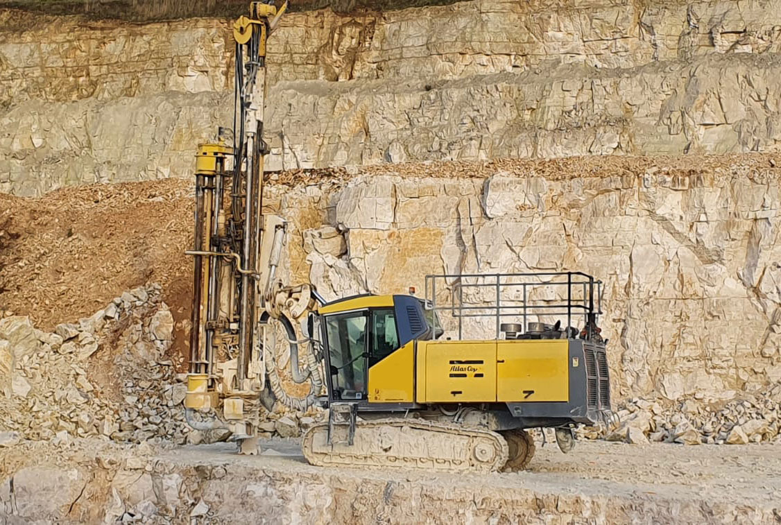 Atlas Copco ROC F6-44 - Perforadora: foto 4 Atlas Copco ROC F6-44 - Perforadora: foto 4