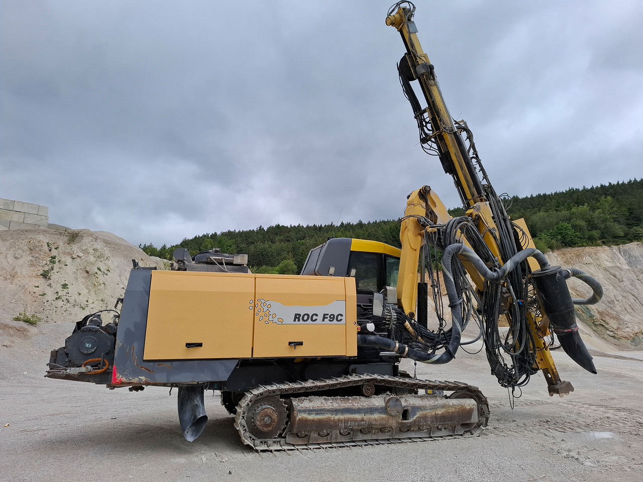 Atlas Copco ROC F9C-11 - Perforadora: foto 3 Atlas Copco ROC F9C-11 - Perforadora: foto 3