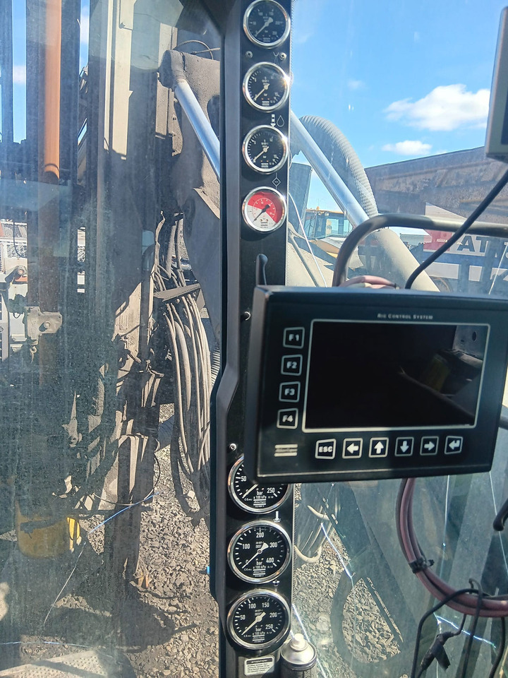 Atlas Copco ROC L7 (40)CR - Perforadora: foto 5 Atlas Copco ROC L7 (40)CR - Perforadora: foto 5