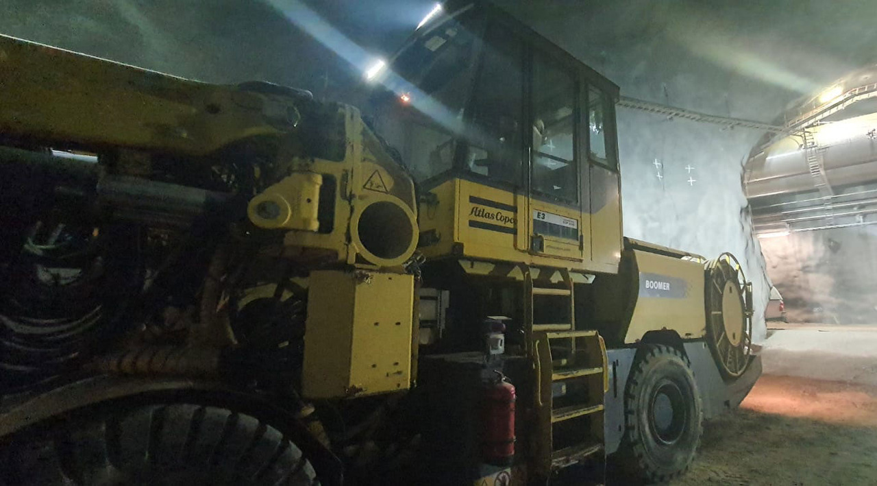 Atlas Copco XE3-C30 - Maquinaria para minería: foto 2 Atlas Copco XE3-C30 - Maquinaria para minería: foto 2