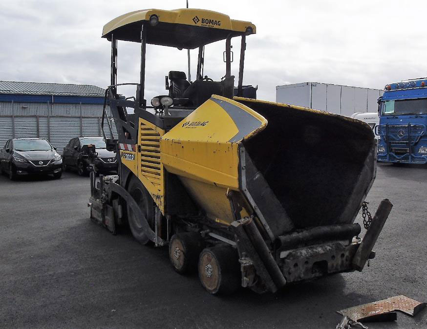 Bomag BF300 P-2 - Pavimentadora de asfalto: foto 3 Bomag BF300 P-2 - Pavimentadora de asfalto: foto 3