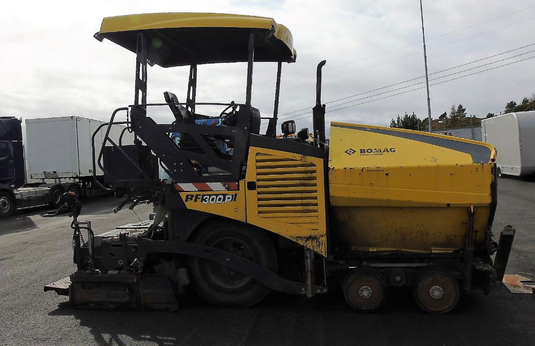Bomag BF300 P-2 - Pavimentadora de asfalto: foto 5 Bomag BF300 P-2 - Pavimentadora de asfalto: foto 5