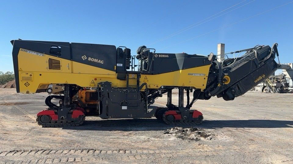 Bomag BM 2200/75 - Fresadora en frío: foto 1 Bomag BM 2200/75 - Fresadora en frío: foto 1