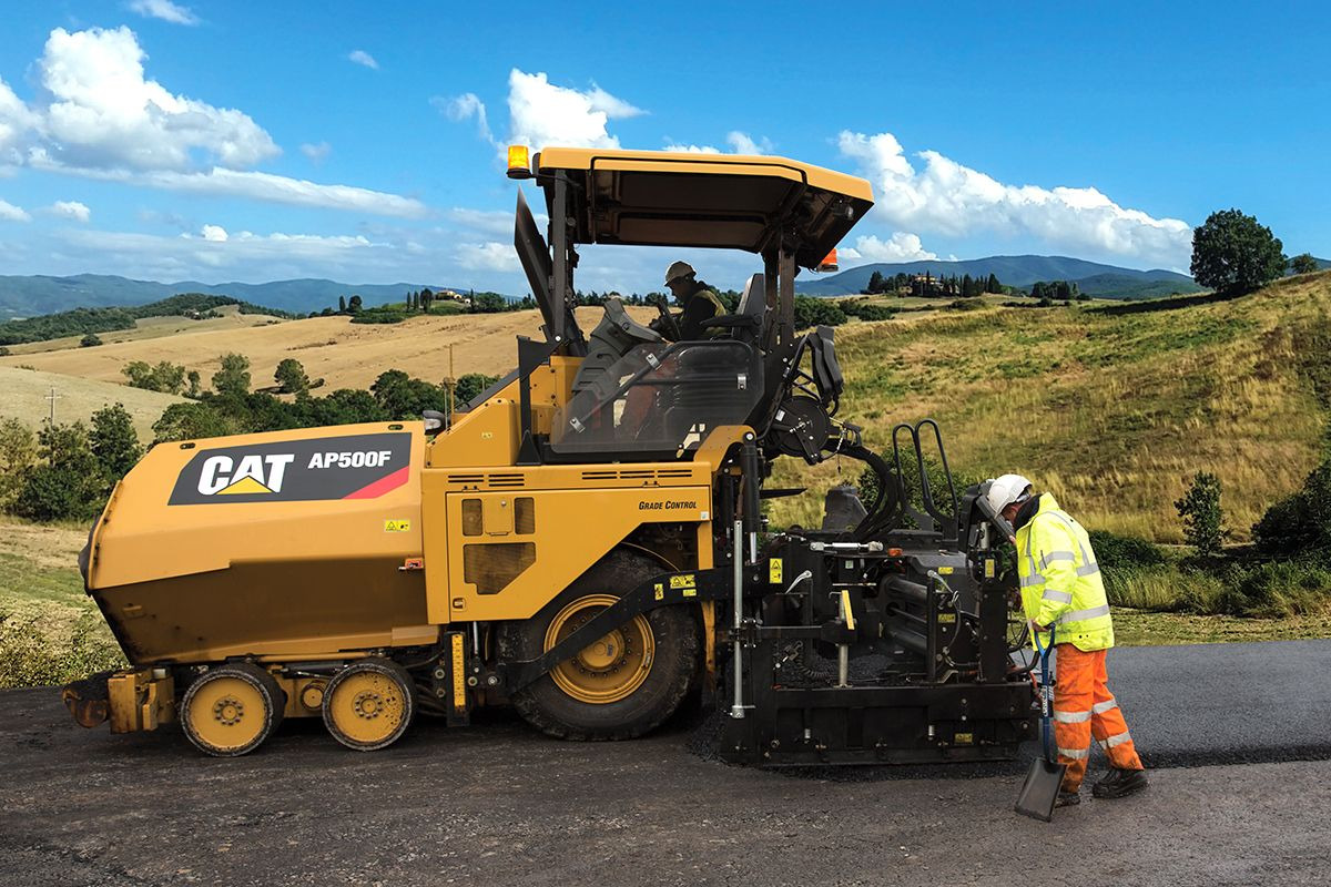 Caterpillar AP500F - Pavimentadora de asfalto: foto 2 Caterpillar AP500F - Pavimentadora de asfalto: foto 2