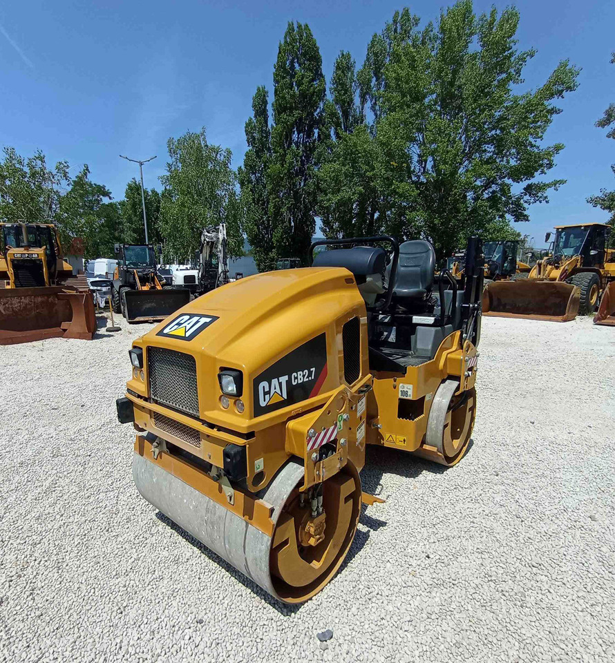 Caterpillar CB2.7 - Rodillo: foto 1 Caterpillar CB2.7 - Rodillo: foto 1
