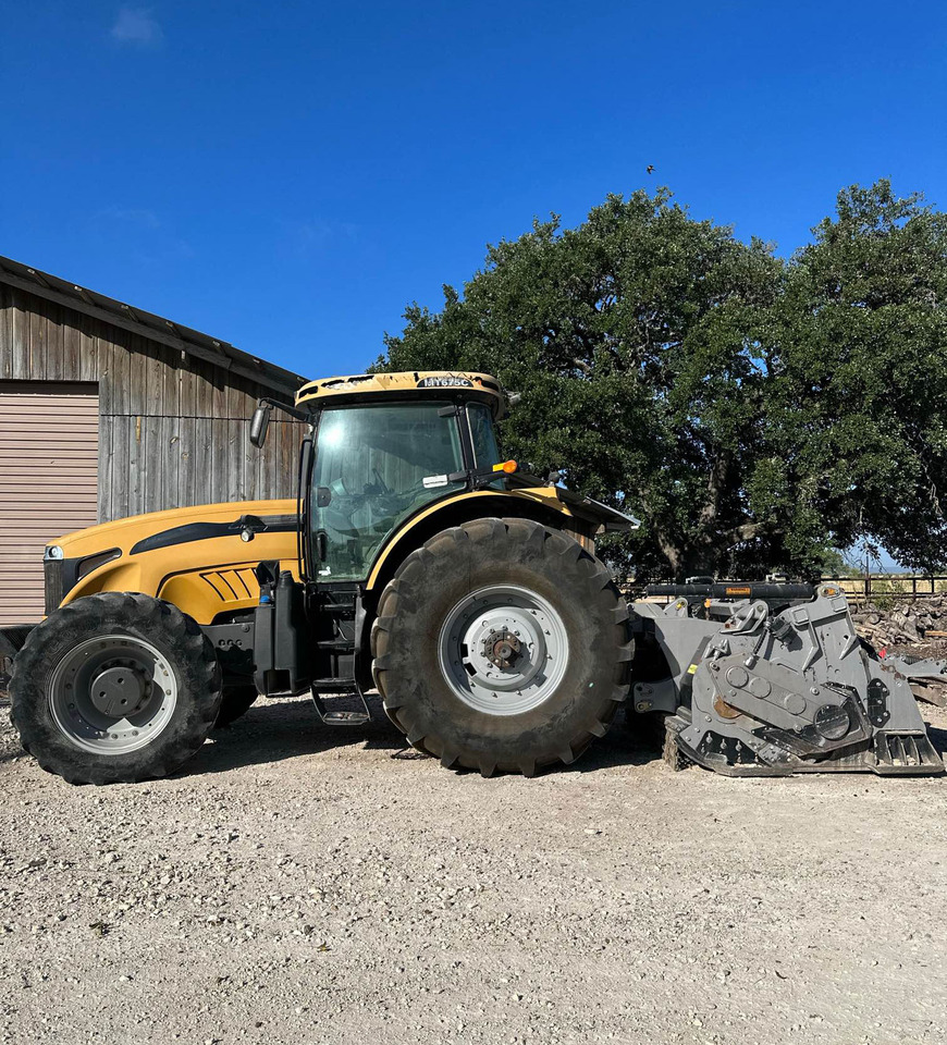 Challenger/FAE MT675C/MTM225 - Tractor de cadenas: foto 1 Challenger/FAE MT675C/MTM225 - Tractor de cadenas: foto 1