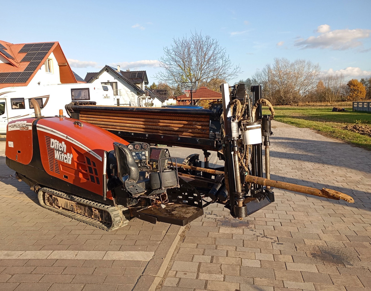 Ditch Witch JT1220 Mach 1 - Perforadora direccional horizontal: foto 3 Ditch Witch JT1220 Mach 1 - Perforadora direccional horizontal: foto 3