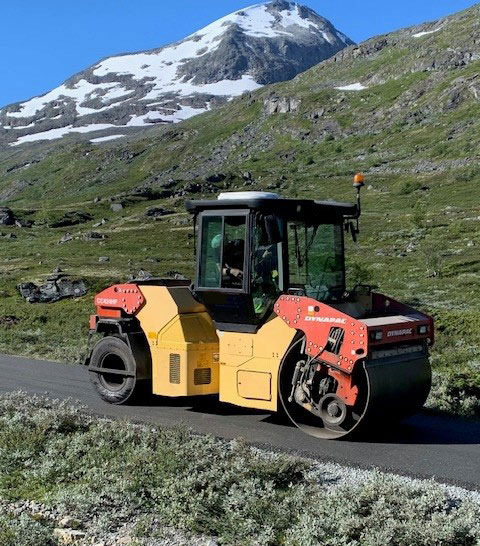 Dynapac CC424HF - Rodillo: foto 1 Dynapac CC424HF - Rodillo: foto 1