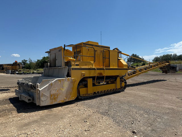 Gomaco 9500 - Pavimentadora de encofrado deslizante: foto 1 Gomaco 9500 - Pavimentadora de encofrado deslizante: foto 1