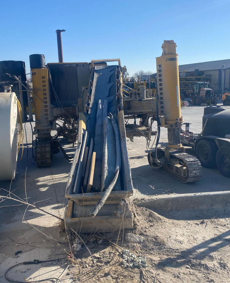 Gomaco Commander III - Pavimentadora de encofrado deslizante: foto 4 Gomaco Commander III - Pavimentadora de encofrado deslizante: foto 4