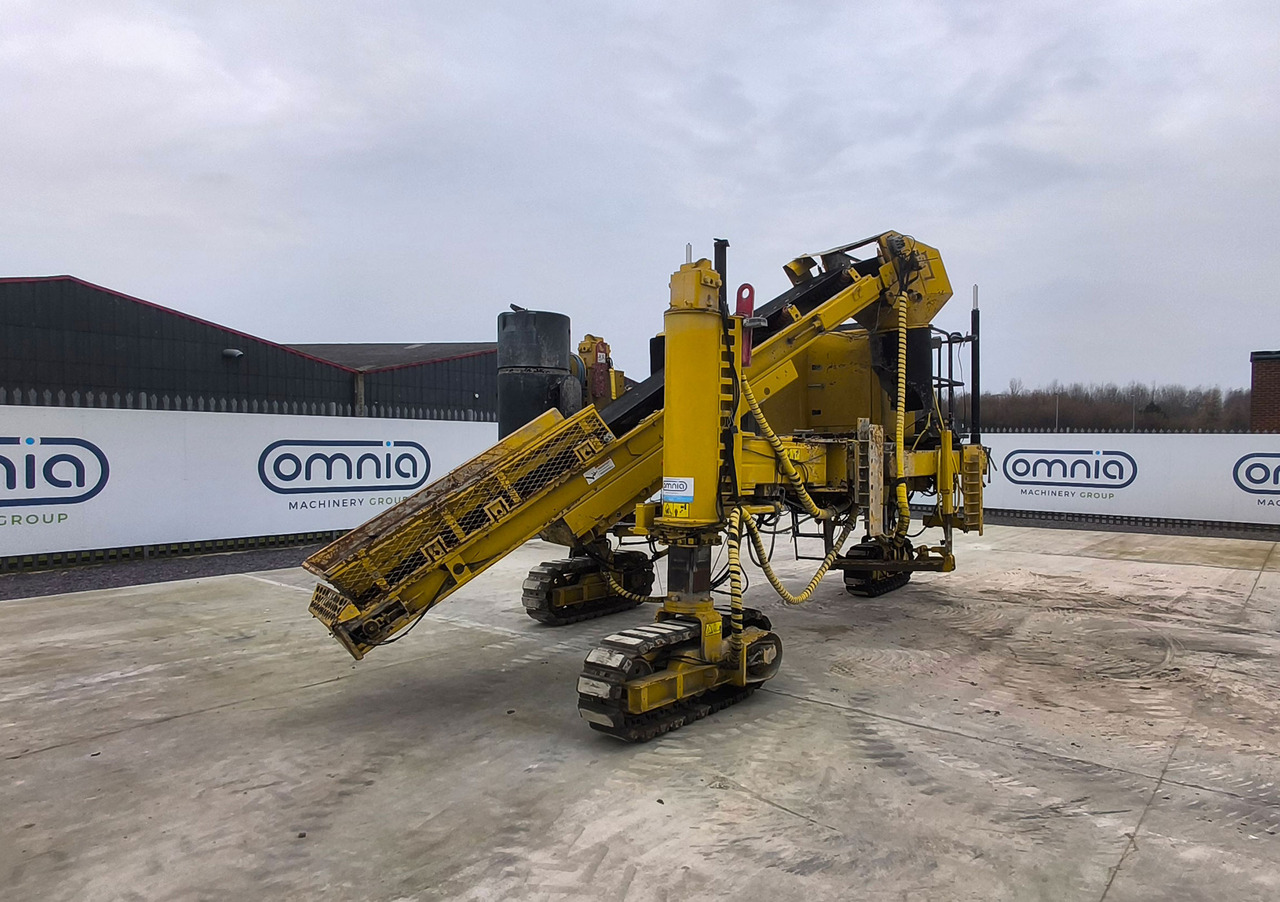 Gomaco Commander III - Pavimentadora de encofrado deslizante: foto 3 Gomaco Commander III - Pavimentadora de encofrado deslizante: foto 3