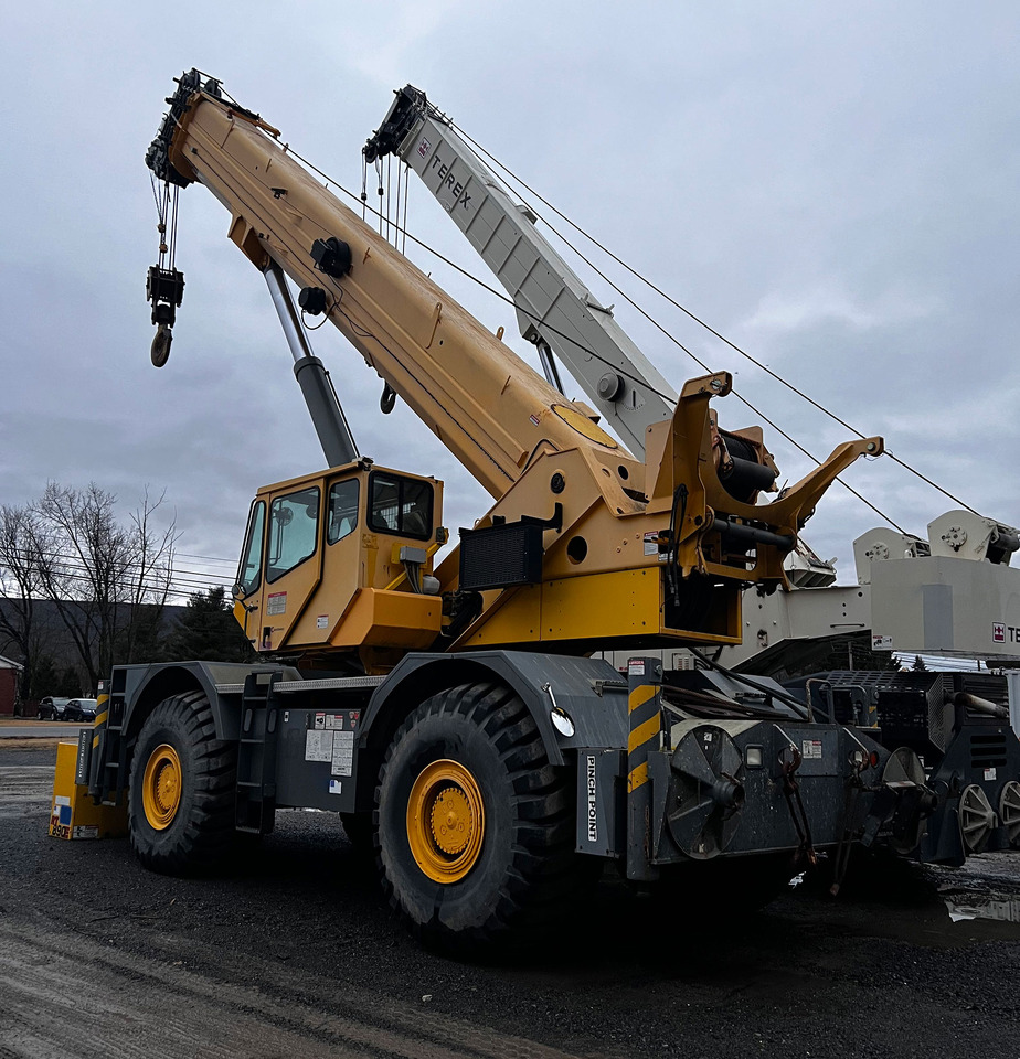 Grove RT890E - Autogrúa: foto 4 Grove RT890E - Autogrúa: foto 4