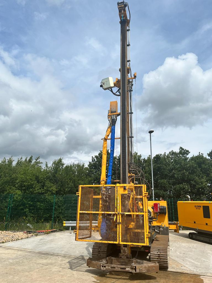 Klemm KR 709-3G - Martillo de hinca de pilotes: foto 4 Klemm KR 709-3G - Martillo de hinca de pilotes: foto 4