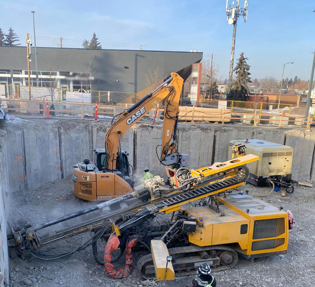 Klemm KR 806-3G - Martillo de hinca de pilotes: foto 4 Klemm KR 806-3G - Martillo de hinca de pilotes: foto 4