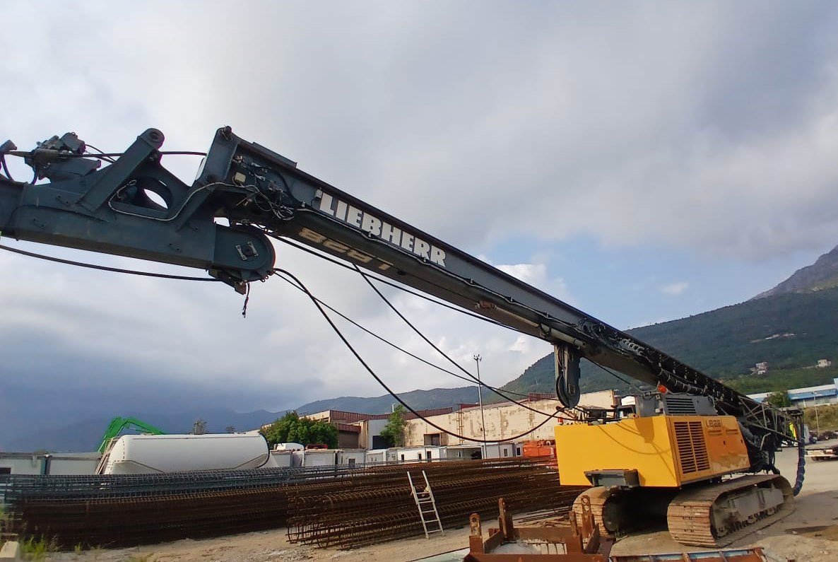 Liebherr LB28 - Martillo de hinca de pilotes: foto 5 Liebherr LB28 - Martillo de hinca de pilotes: foto 5