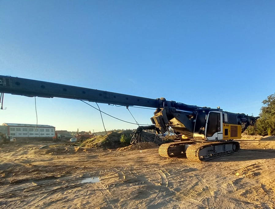 Liebherr LRB 155 - Martillo de hinca de pilotes: foto 1 Liebherr LRB 155 - Martillo de hinca de pilotes: foto 1