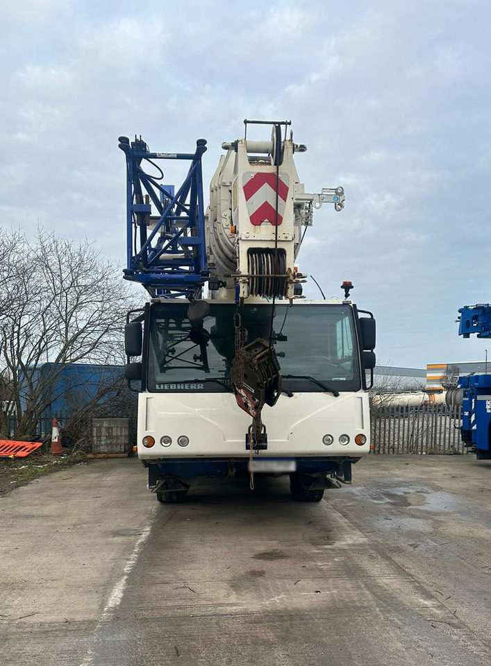 Liebherr LTM 1055-3.2 - Autogrúa: foto 4 Liebherr LTM 1055-3.2 - Autogrúa: foto 4
