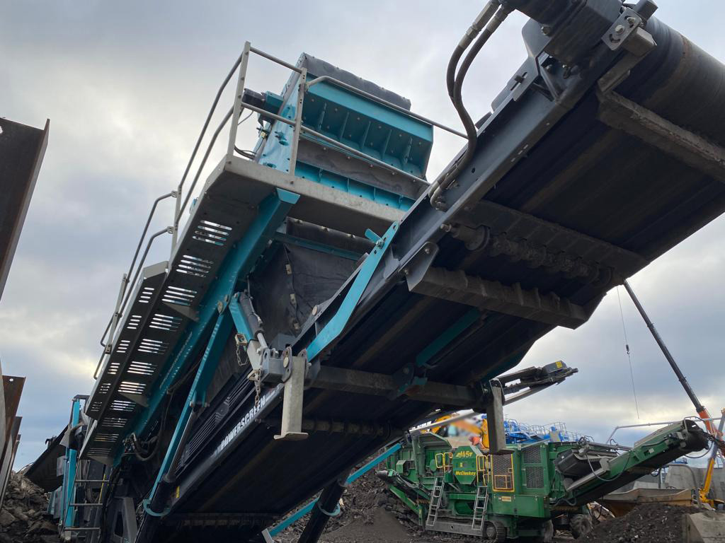 Powerscreen Chieftain 2100x - Cribadora: foto 5 Powerscreen Chieftain 2100x - Cribadora: foto 5