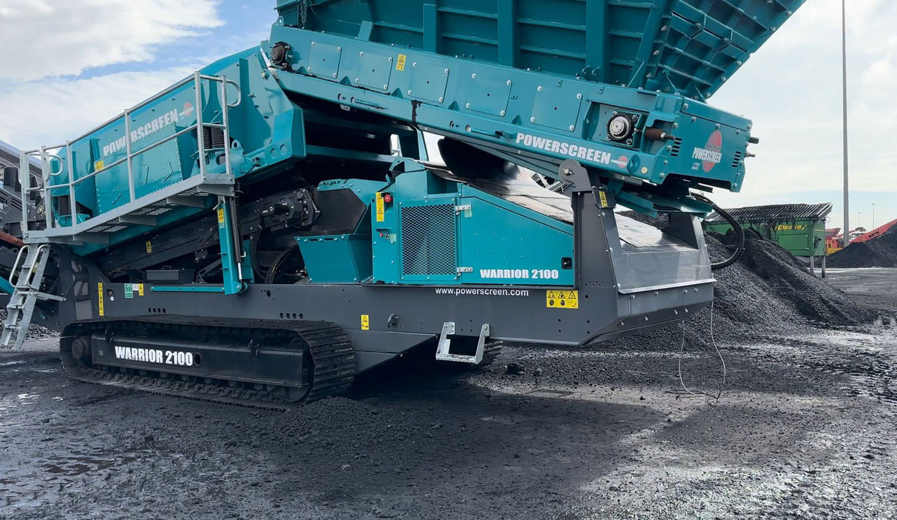 Powerscreen Warrior 2100 Triple Shaft - Cribadora: foto 5 Powerscreen Warrior 2100 Triple Shaft - Cribadora: foto 5