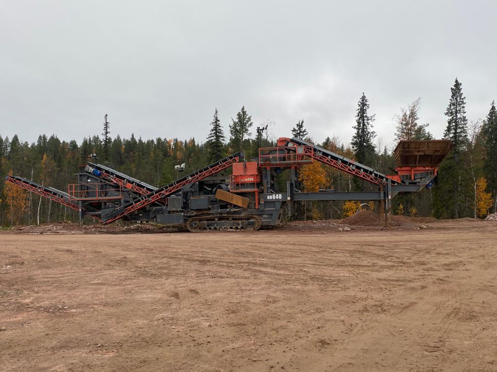 Sandvik UH640 - Trituradora móvil: foto 1 Sandvik UH640 - Trituradora móvil: foto 1