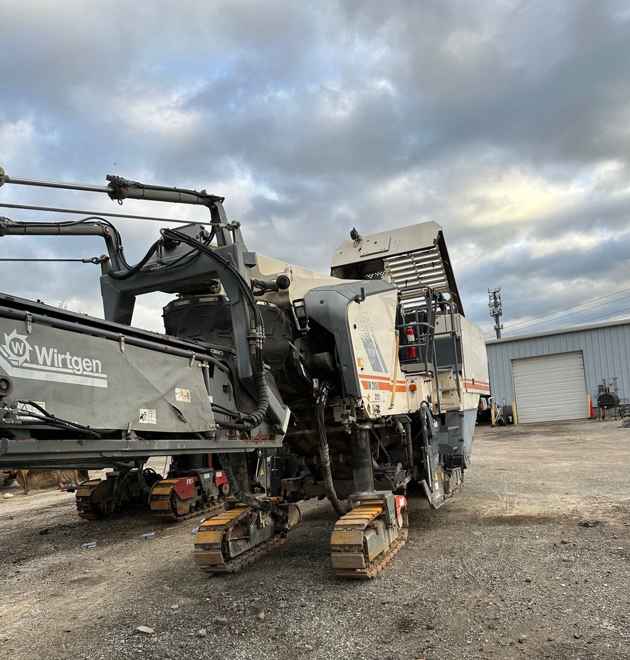 Wirtgen W 210 i - Fresadora en frío: foto 3 Wirtgen W 210 i - Fresadora en frío: foto 3
