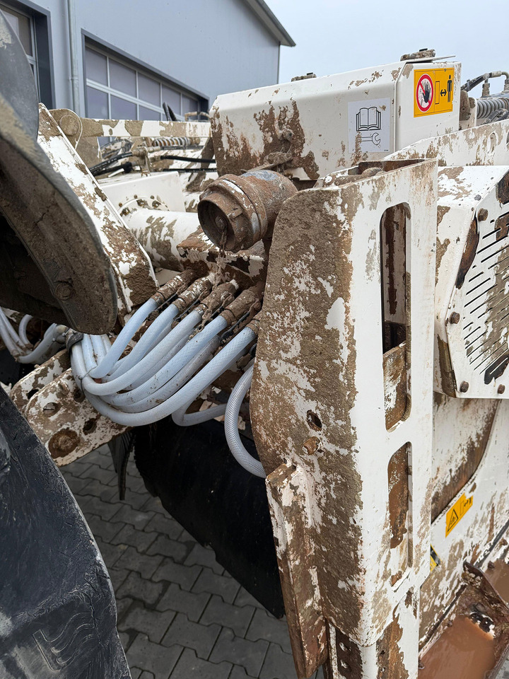 Wirtgen WS 250 - Estabilizador de suelos: foto 3 Wirtgen WS 250 - Estabilizador de suelos: foto 3