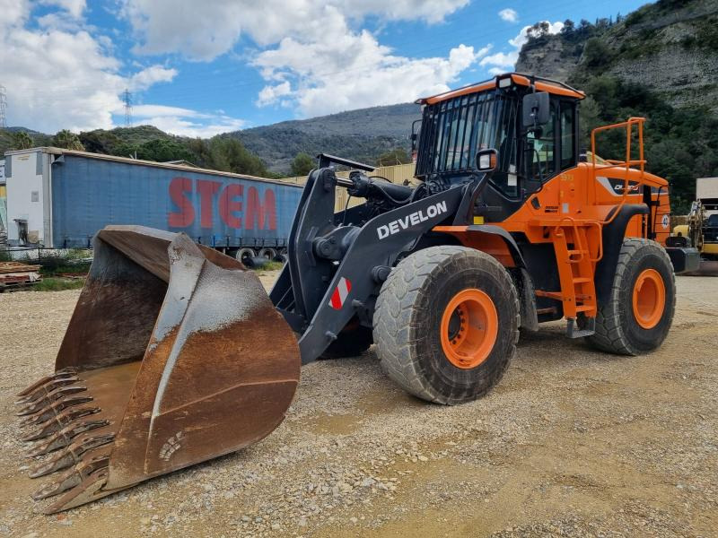 Doosan DL300 - Cargadora de ruedas: foto 3 Doosan DL300 - Cargadora de ruedas: foto 3
